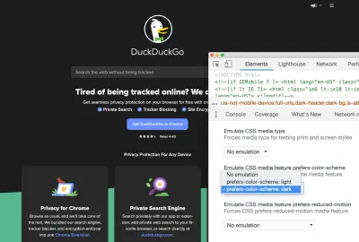 DuckDuckGo acceptă modul întunecat din cutie, utilizând interogare media prefers-color-scheme.