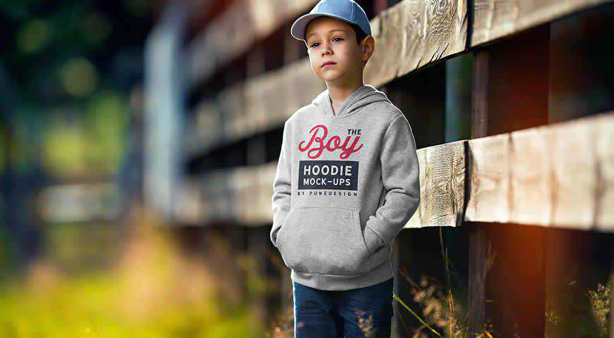 Boy Hoodie Photoshop PSD Mockup Şablonu