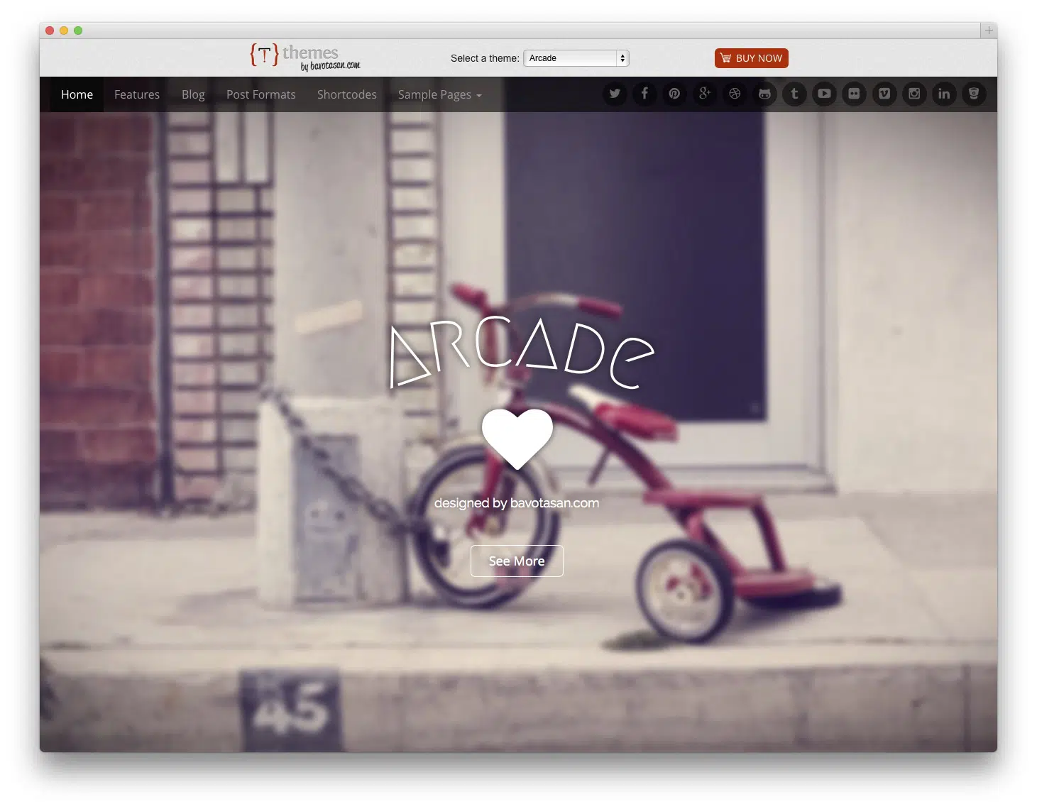 Arcade Basic Temas gratuitos de WordPress con Bootstrap