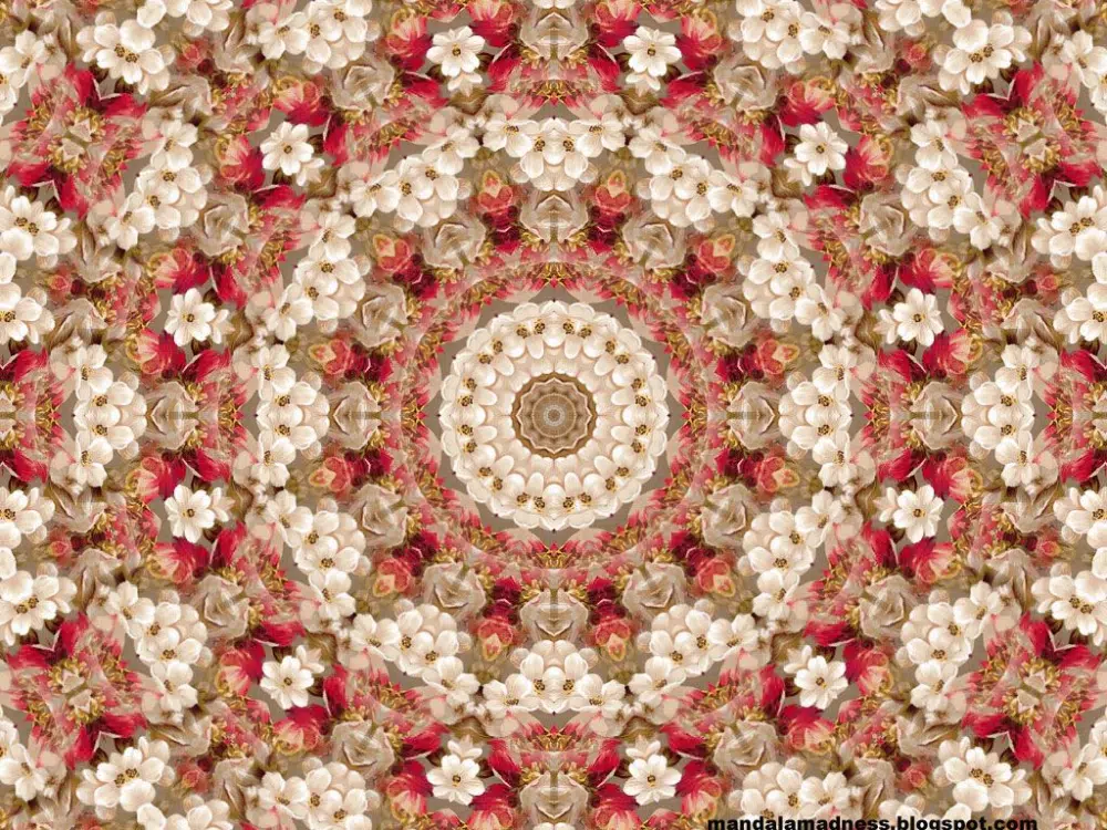 Kostenlose Mandala-Designs: Blumen-Mandala