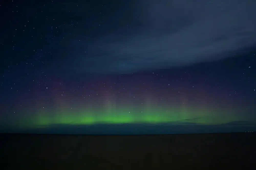 Fundos de céu incríveis gratuitos para designers: luzes do norte